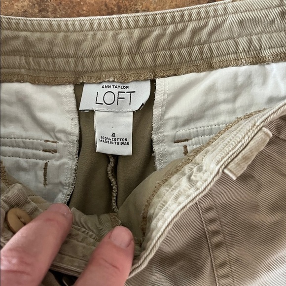 LOFT Khaki Wide-Leg Pants Size 4 - Picture 3 of 4